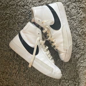 Nike Blazers white and black